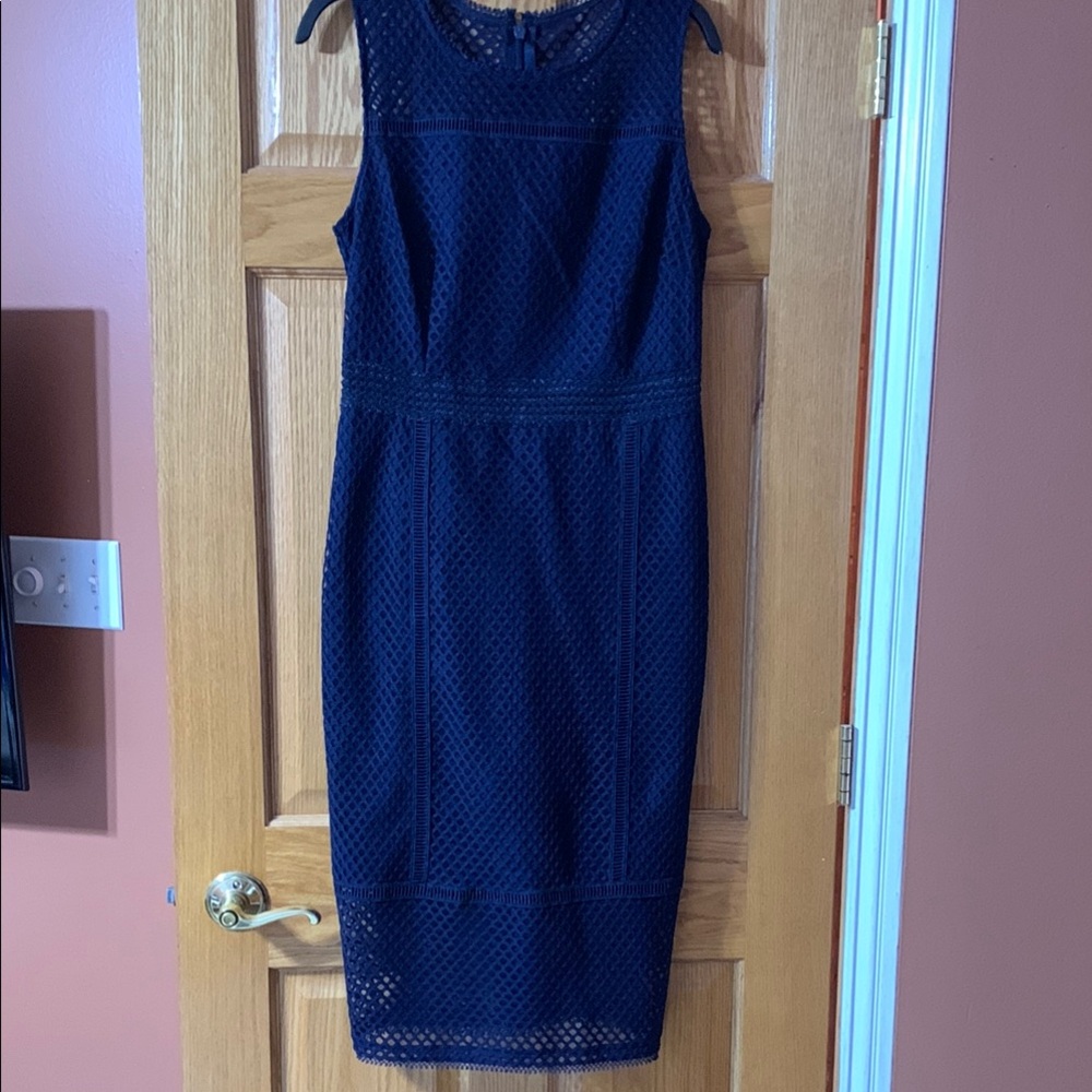 Elegant Navy Sleeveless Dress